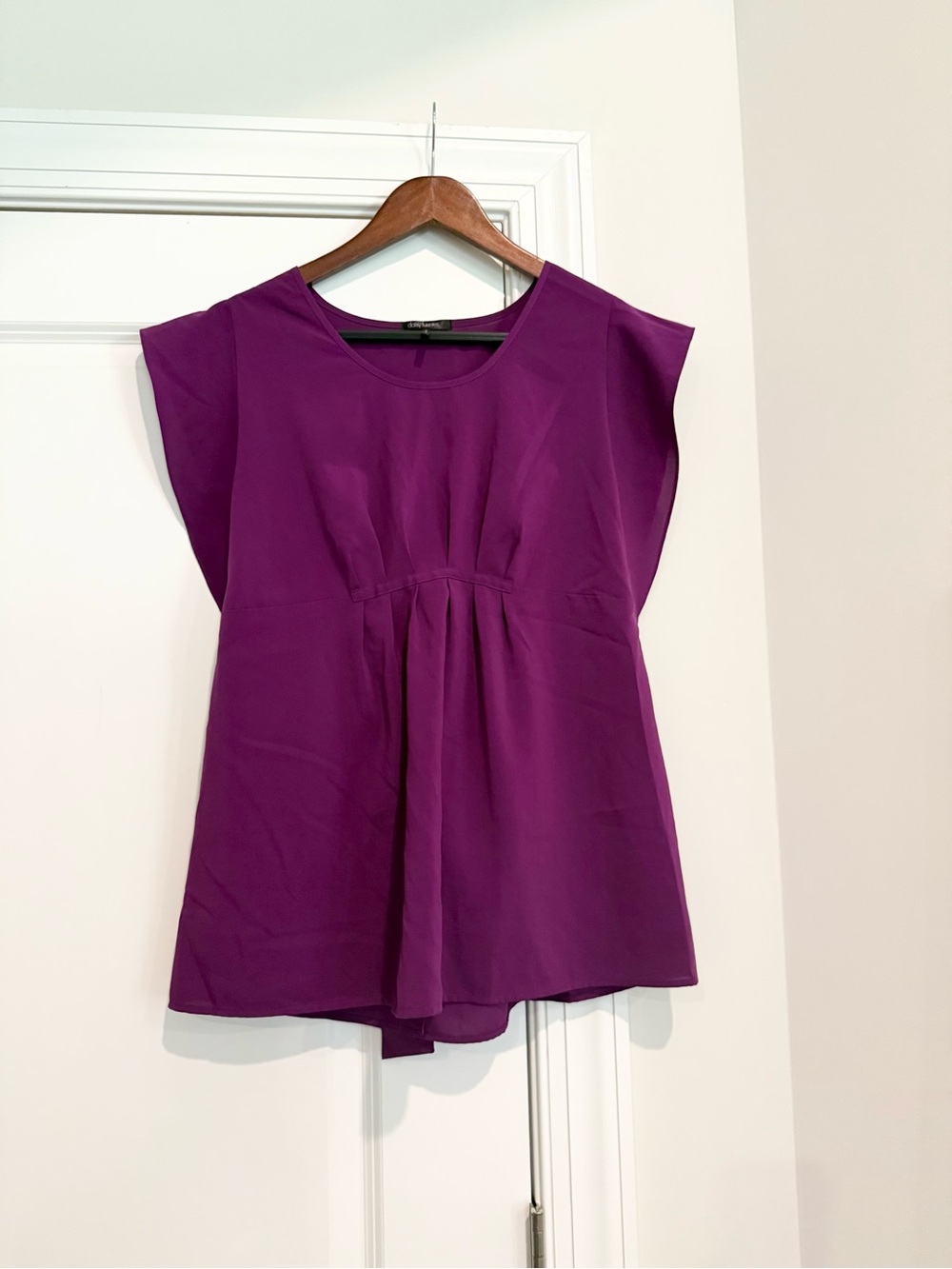 Daisy Fuentes Vivid Purple Cap Sleeve Pleated Top